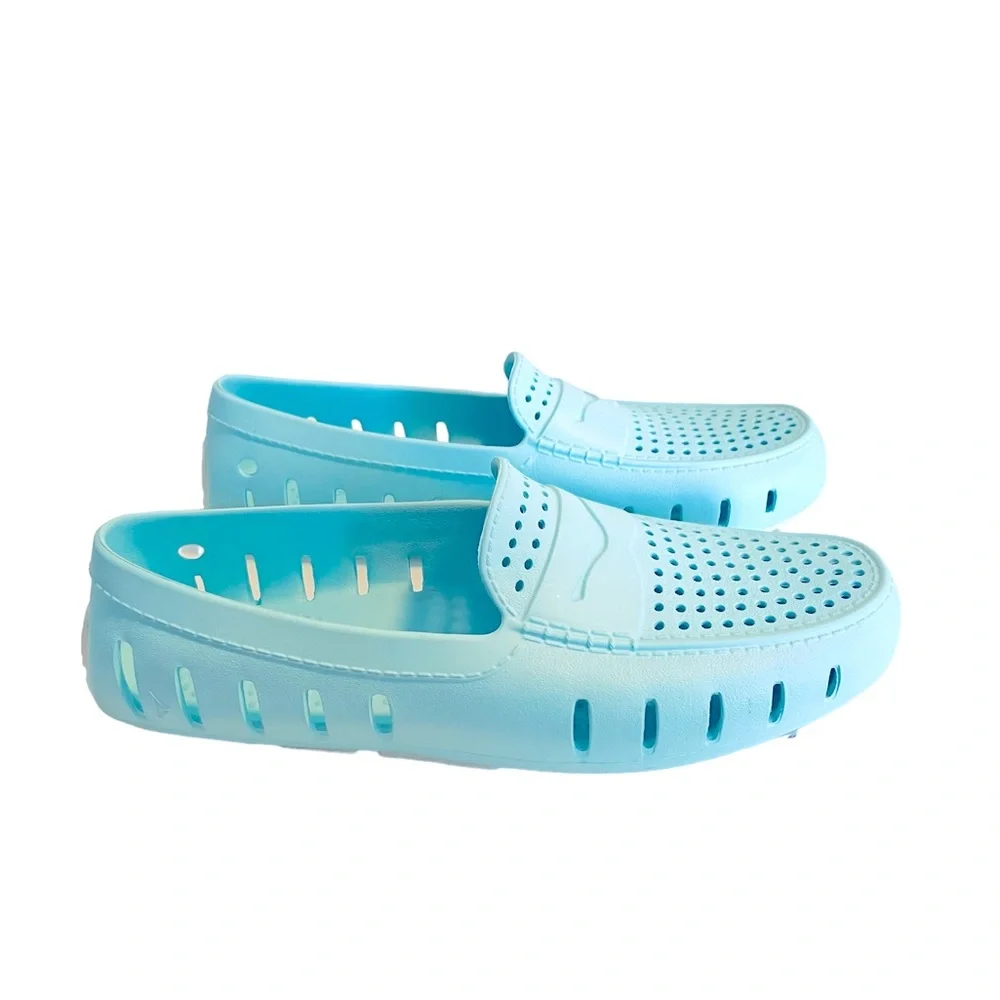 Floafers welcome bottom soles